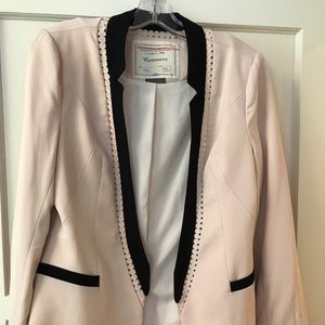 EUC Anthropologie Cartonnier blush blazer - M